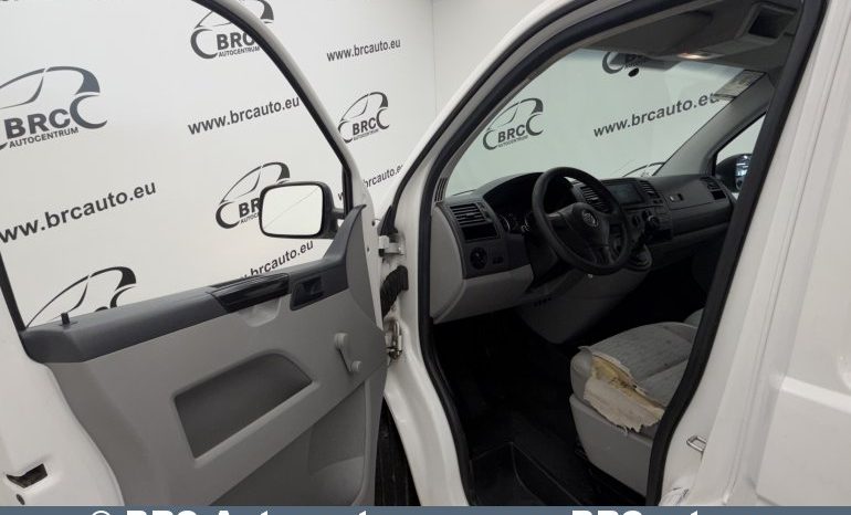 
								Volkswagen Transporter 2.0TDI 2011 full									