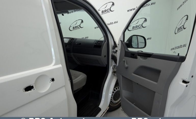 
								Volkswagen Transporter 2.0TDI 2011 full									