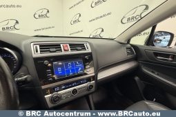 
										Subaru Outback 2.5i AWD Lineartronic Automatas 2016 full									