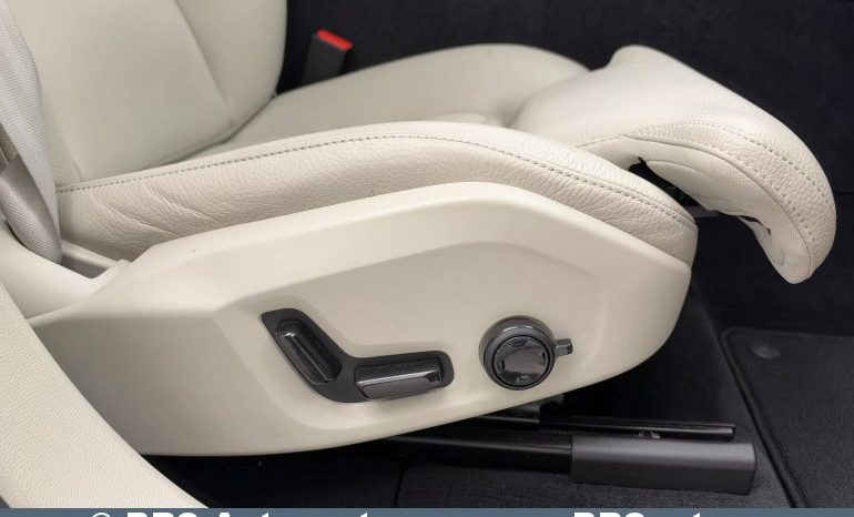 
								Volvo XC 60 B5 Mild Hybrid AWD Automatas 2023 full									