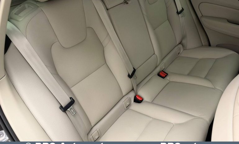 
								Volvo XC 60 B5 Mild Hybrid AWD Automatas 2023 full									