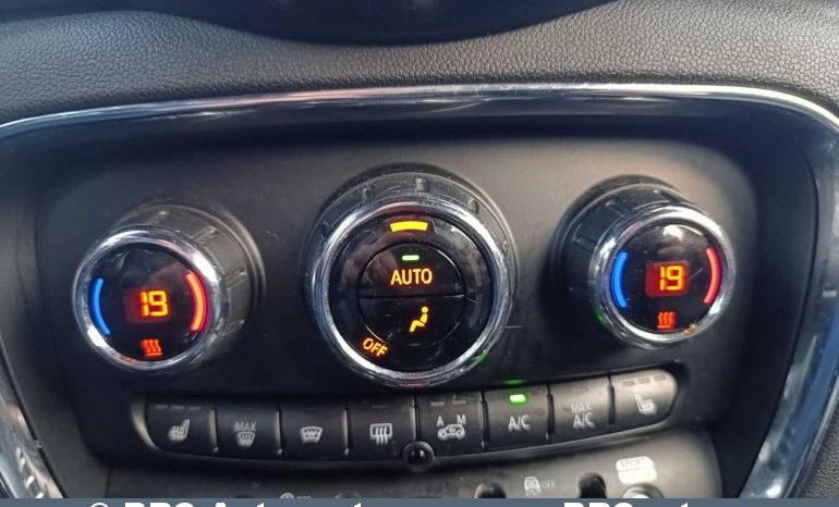 
								Mini Clubman 1.5i Automatas 2021 full									