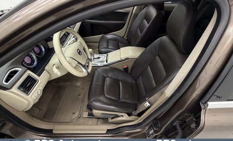 
								Volvo XC 70 D3 AWD Automatas 2012 full									