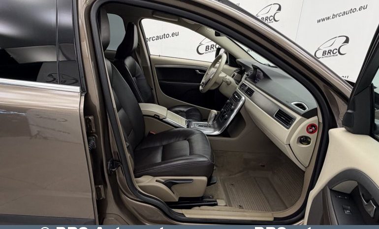 
								Volvo XC 70 D3 AWD Automatas 2012 full									