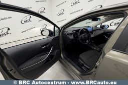 
										Toyota Corolla 1.6 Valvematic Active Multidrive S Automatas 2019 full									