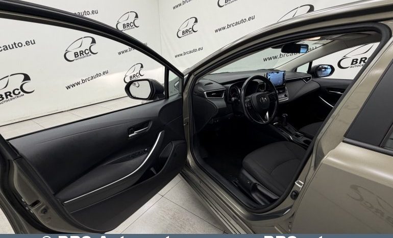 
								Toyota Corolla 1.6 Valvematic Active Multidrive S Automatas 2019 full									