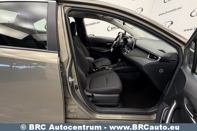 Toyota Corolla 1.6 Valvematic Active Multidrive S Automatas 2019
