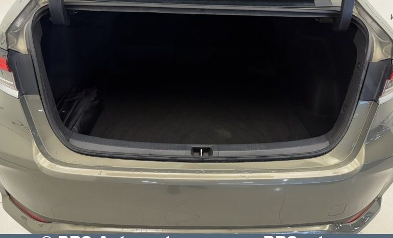 
								Toyota Corolla 1.6 Valvematic Active Multidrive S Automatas 2019 full									