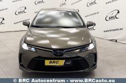
										Toyota Corolla 1.6 Valvematic Active Multidrive S Automatas 2019 full									