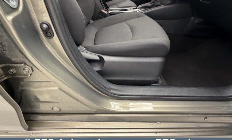 
								Toyota Corolla 1.6 Valvematic Active Multidrive S Automatas 2019 full									