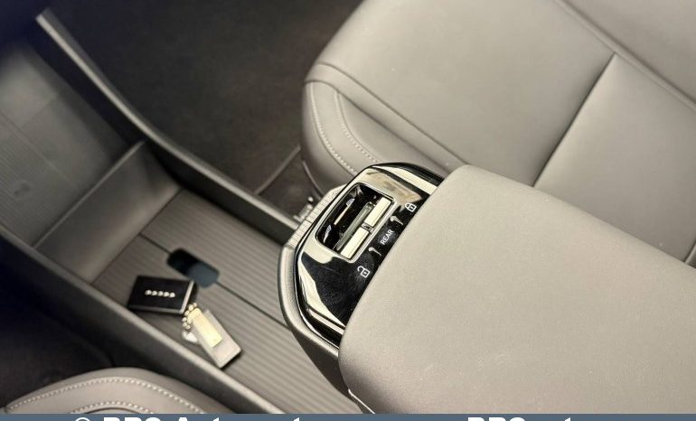 
								Volvo EX 30 Twin Motor Performance AWD Ultra Automatas 2025 full									