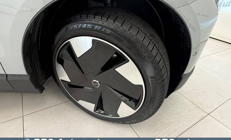 
								Volvo EX 30 Twin Motor Performance AWD Ultra Automatas 2025 full									