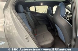 
										Volvo EX 30 Twin Motor Performance AWD Ultra Automatas 2025 full									