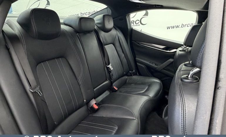 
								Maserati Ghibli 3.0 V6 Twin-Turbo Automatas 2019 full									