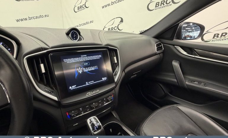 
								Maserati Ghibli 3.0 V6 Twin-Turbo Automatas 2019 full									