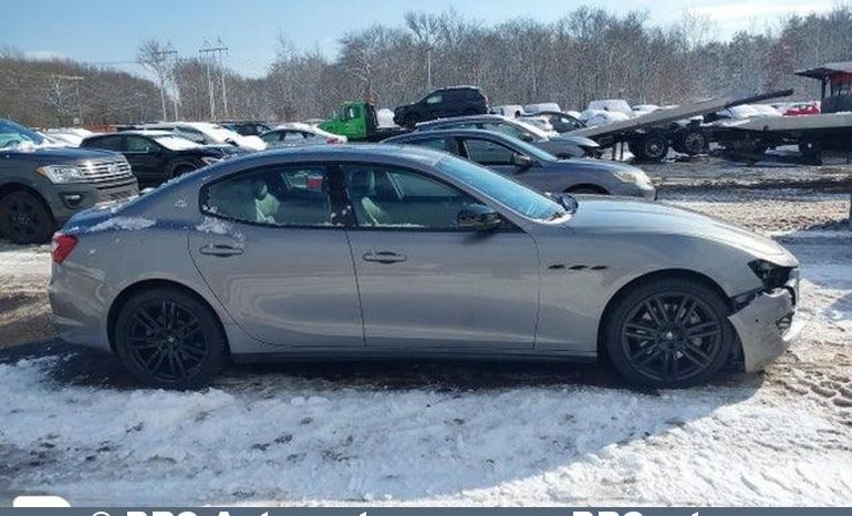 
								Maserati Ghibli 3.0 V6 Twin-Turbo Automatas 2019 full									