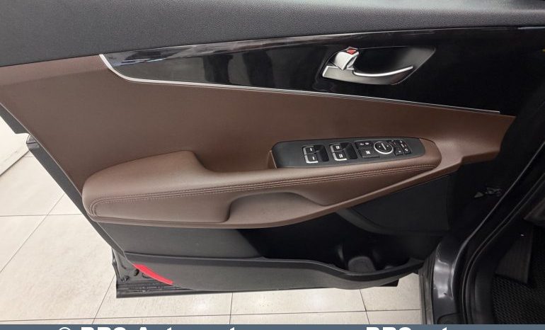 
								Kia Sorento 2.0 CRDi FWD Automatas 2016 full									