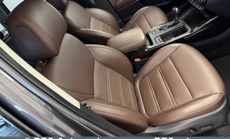 
								Kia Sorento 2.0 CRDi FWD Automatas 2016 full									