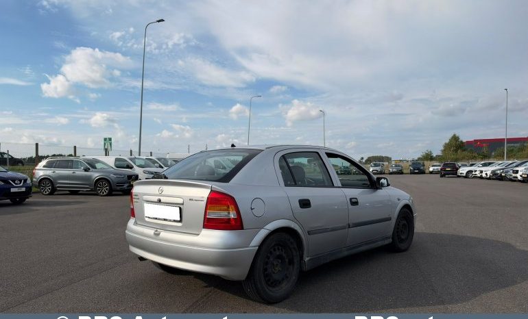 
								Opel Astra 1.6 i 2008 full									