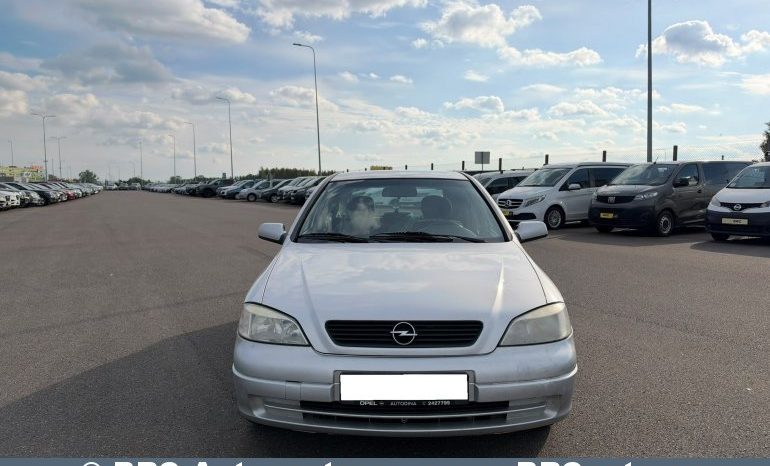 
								Opel Astra 1.6 i 2008 full									