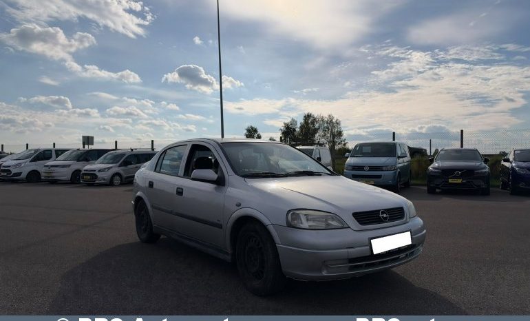 
								Opel Astra 1.6 i 2008 full									