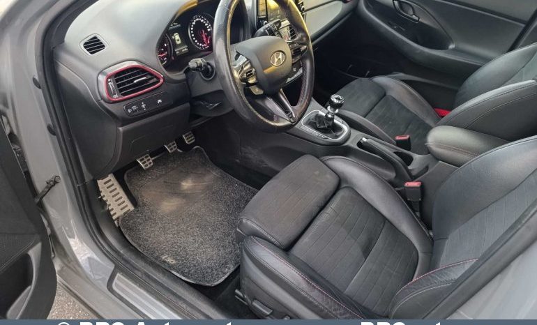 
								Hyundai i30 N Performance Fastback 2.0 T-GDi 2019 full									