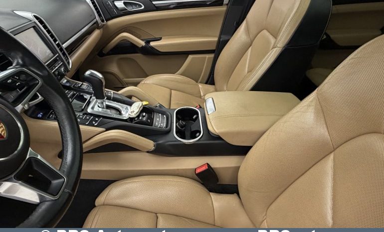 
								Porsche Cayenne 3.0 V6 Automatas 2014 full									