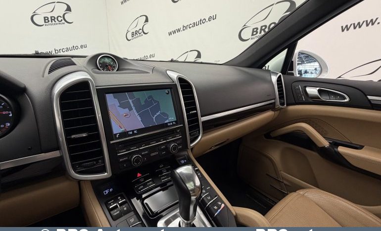 
								Porsche Cayenne 3.0 V6 Automatas 2014 full									