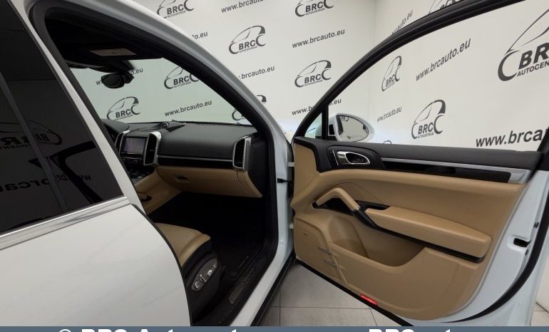 
								Porsche Cayenne 3.0 V6 Automatas 2014 full									
