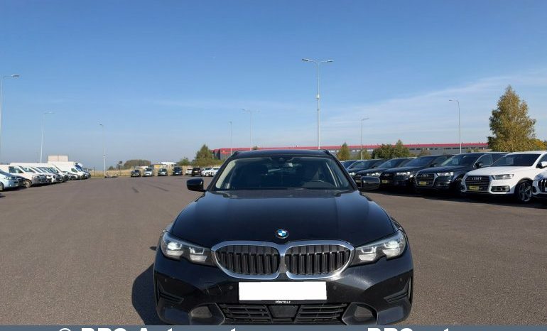 
								BMW 320 d Touring Automatas 2022 full									
