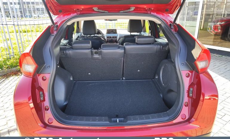 
								Mitsubishi Eclipse Cross 1.5 T-MIVEC 4WD CVT 2018 full									