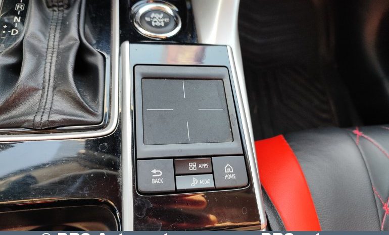 
								Mitsubishi Eclipse Cross 1.5 T-MIVEC 4WD CVT 2018 full									
