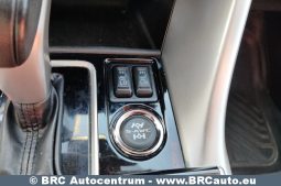
										Mitsubishi Eclipse Cross 1.5 T-MIVEC 4WD CVT 2018 full									