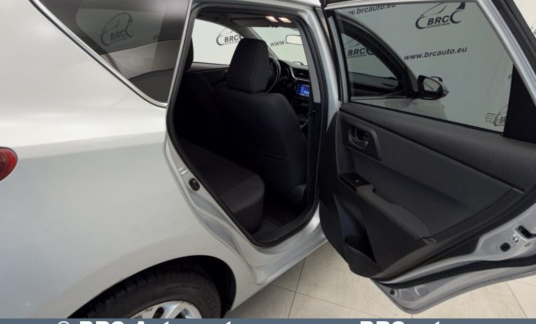 
								Toyota Auris 1.6 Valvematic 2017 full									