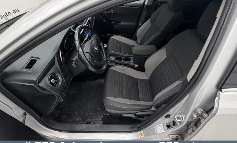
								Toyota Auris 1.6 Valvematic 2017 full									
