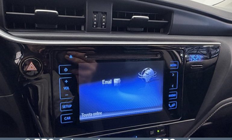 
								Toyota Auris 1.6 Valvematic 2017 full									