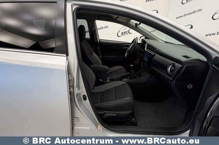 Toyota Auris 1.6 Valvematic 2017