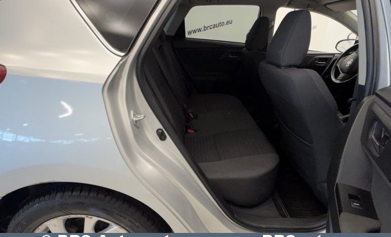 
								Toyota Auris 1.6 Valvematic 2017 full									