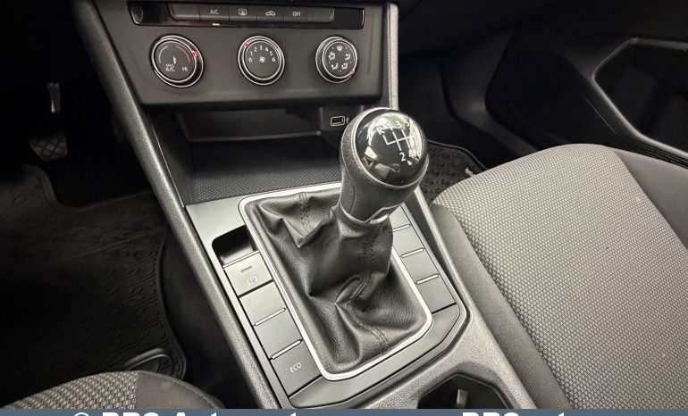 
								Volkswagen Jetta 1.4 TSI 2019 full									
