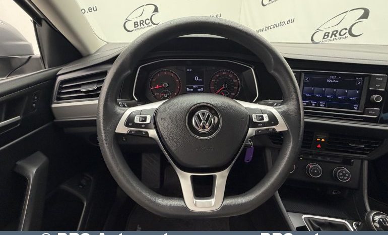 
								Volkswagen Jetta 1.4 TSI 2019 full									