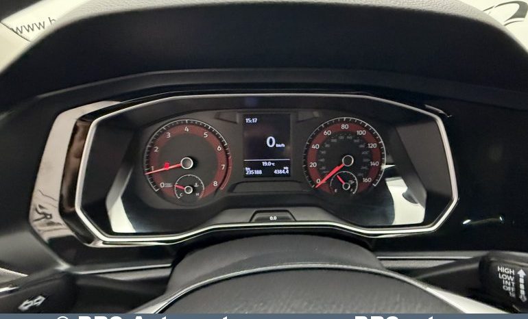 
								Volkswagen Jetta 1.4 TSI 2019 full									