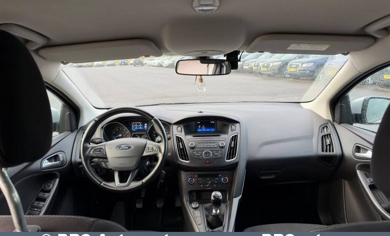 
								Ford Focus 1.0 EcoBoost 2018 full									