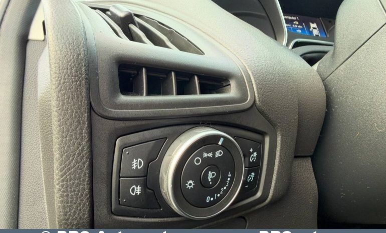 
								Ford Focus 1.0 EcoBoost 2018 full									