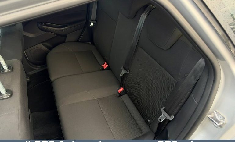 
								Ford Focus 1.0 EcoBoost 2018 full									