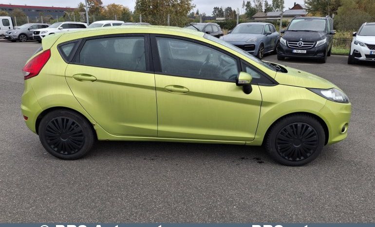 
								Ford Fiesta 1.6 Econetick 2010 full									