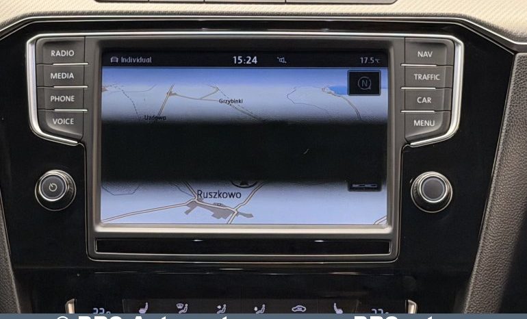 
								Volkswagen Passat 2.0 TDI R-Line 4Motion Automatas 2016 full									