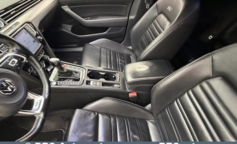
								Volkswagen Passat 2.0 TDI R-Line 4Motion Automatas 2016 full									
