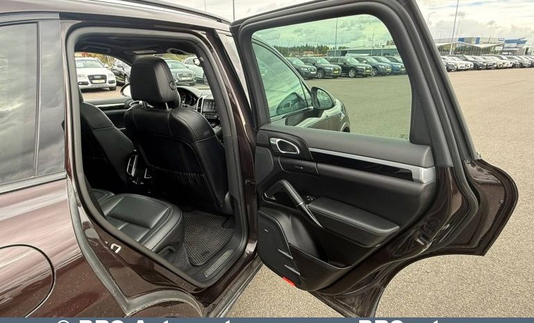 
								Porsche Cayenne 3.6 V6 Automatas 2017 full									