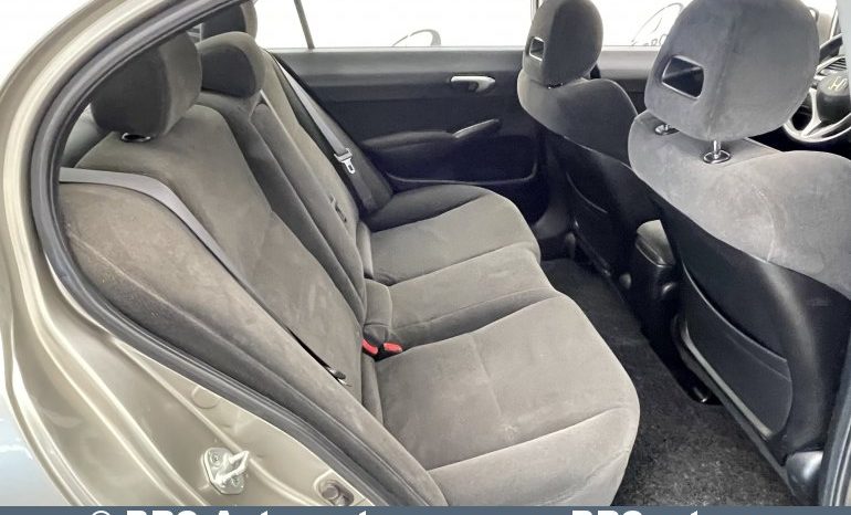 
								Honda Civic 1.8i Sedan 2006 full									