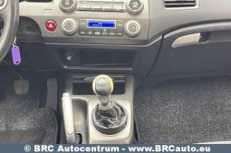 
										Honda Civic 1.8i Sedan 2006 full									